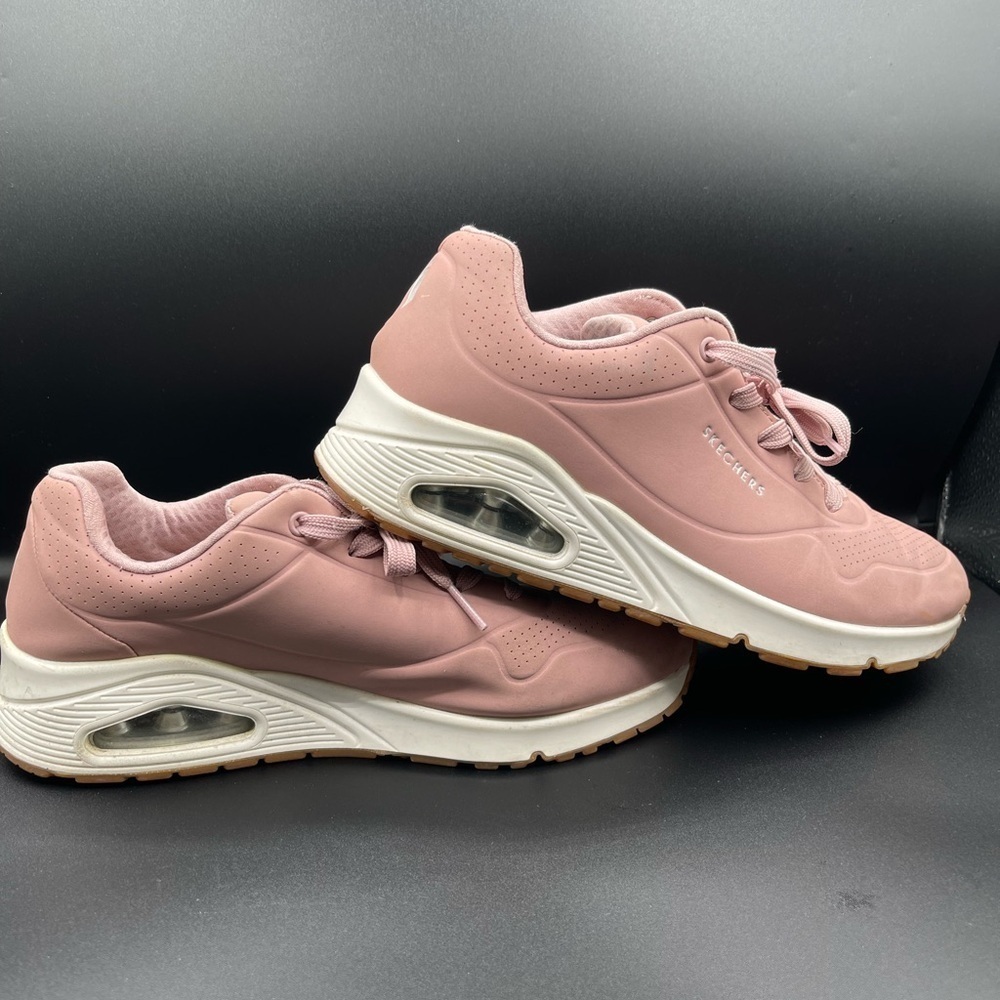 Skechers Pink Sneakers with Low-Top Design and Minimalist Style - Picture 6 of 7